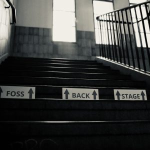 FossBackstageStringout01